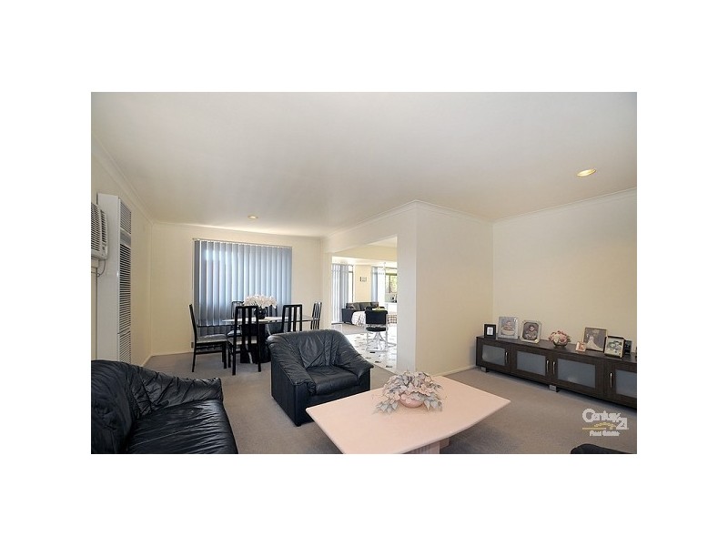 29 Glencannon Crescent, Clayton South VIC 3169