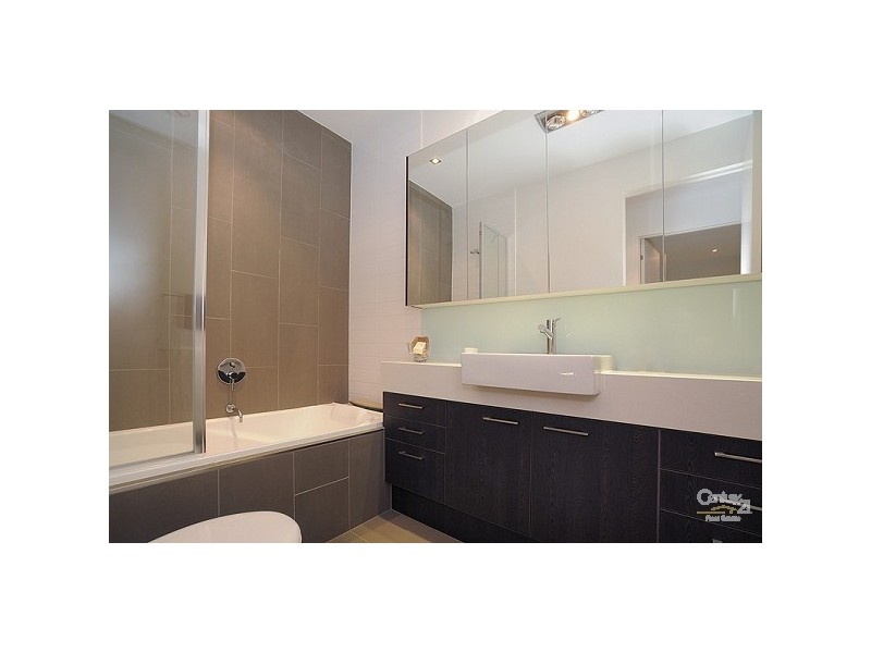 24 Silverbanks Grove, Mentone VIC 3194
