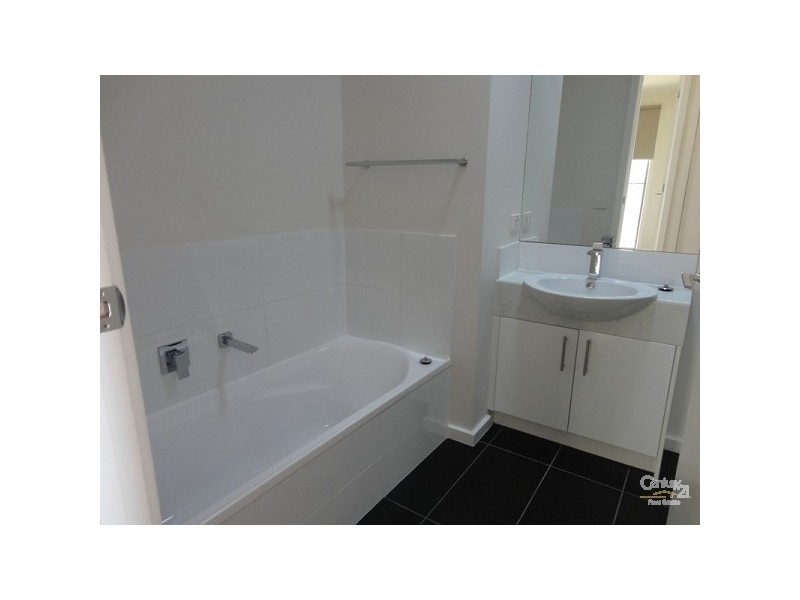 40B Windsor Avenue, Mckinnon VIC 3204