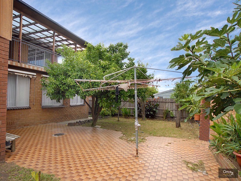 61 Scotsburn Avenue, Oakleigh South VIC 3167