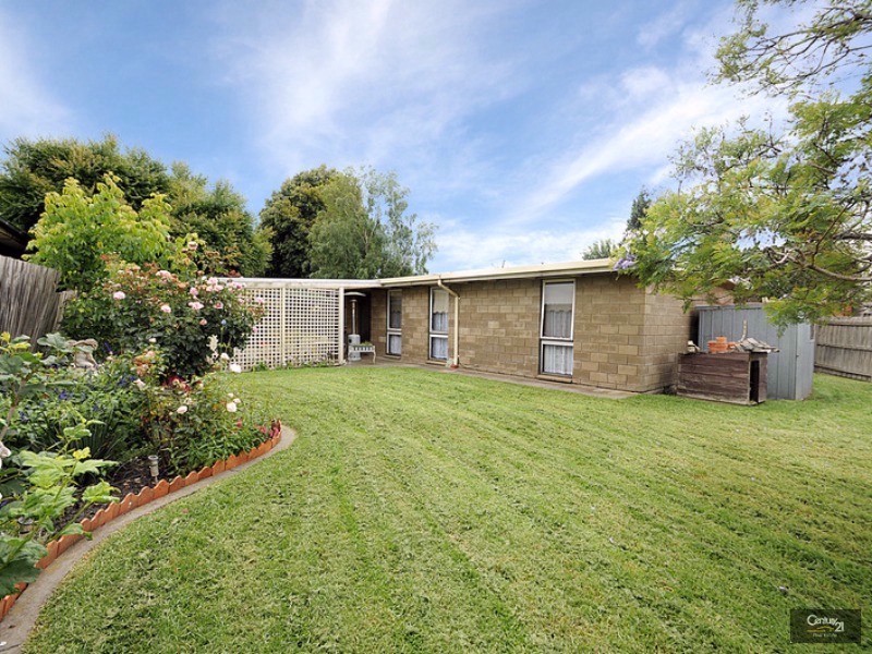 45 Bushland Avenue, Clarinda VIC 3169