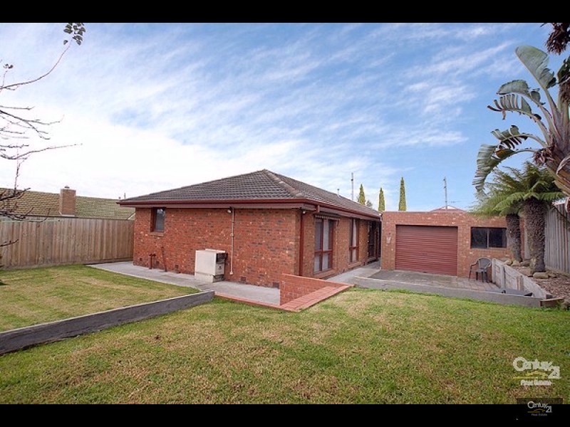 100 Clarinda Road, Clarinda VIC 3169