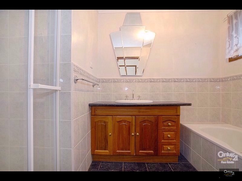 100 Clarinda Road, Clarinda VIC 3169