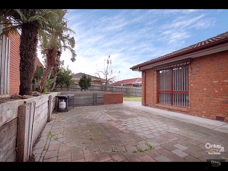 100 Clarinda Road, Clarinda VIC 3169