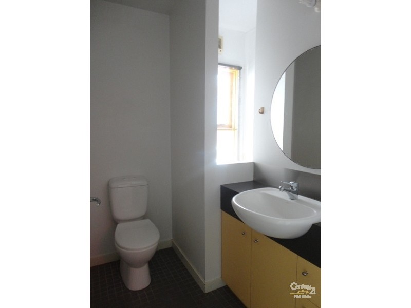 1/27-29 Clayton Road, Oakleigh East VIC 3166