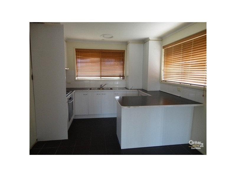 31 Warraweena Road, Clayton South VIC 3169