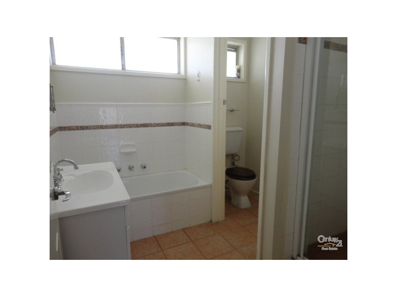 31 Warraweena Road, Clayton South VIC 3169