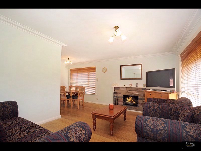 34 Bernard Street, Cheltenham VIC 3192