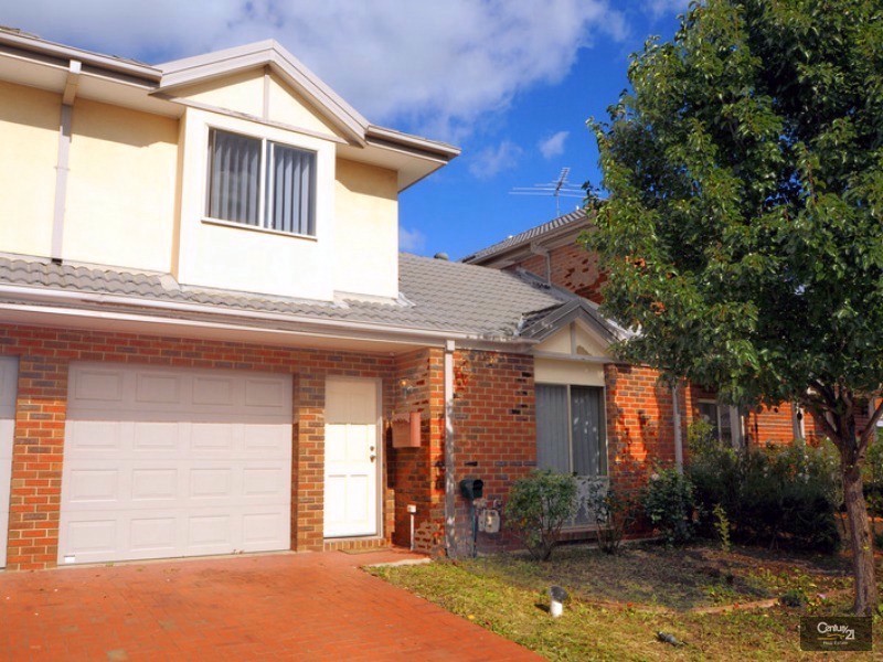 9/3 McKelvie Court, Glen Waverley VIC 3150