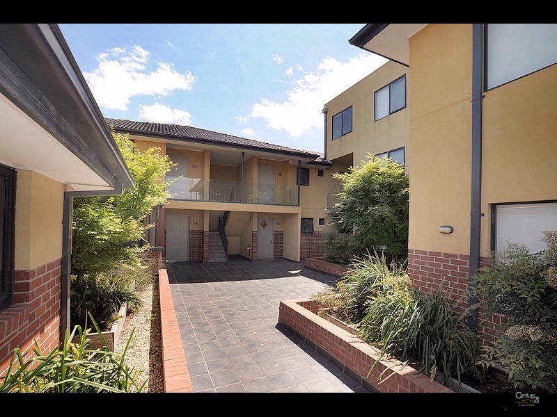 3/8-10 Browns Road, Clayton VIC 3168