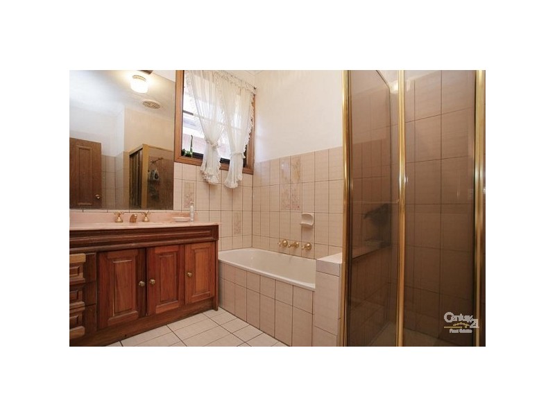 16 Redpath Close, Oakleigh South VIC 3167