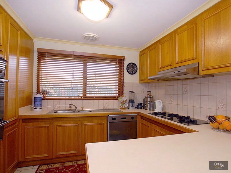 2 Rochell Court, Clarinda VIC 3169