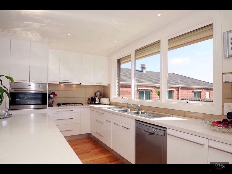 25 Elizabeth Street, Oakleigh East VIC 3166