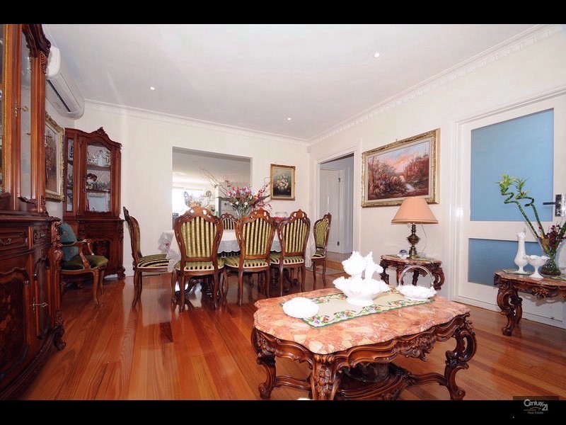 25 Elizabeth Street, Oakleigh East VIC 3166