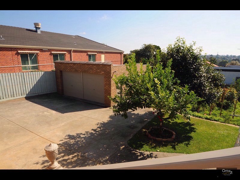 25 Elizabeth Street, Oakleigh East VIC 3166