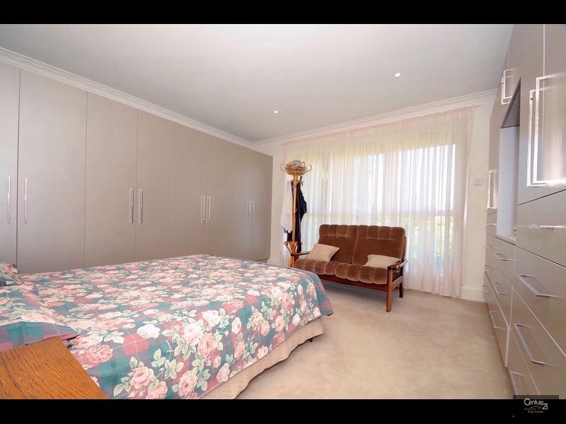 25 Elizabeth Street, Oakleigh East VIC 3166