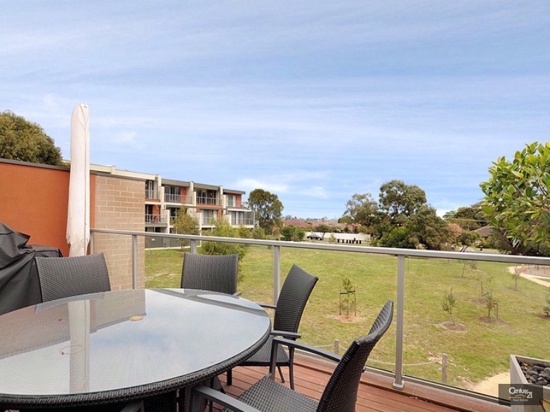 24 Silverbanks Grove, Mentone VIC 3194