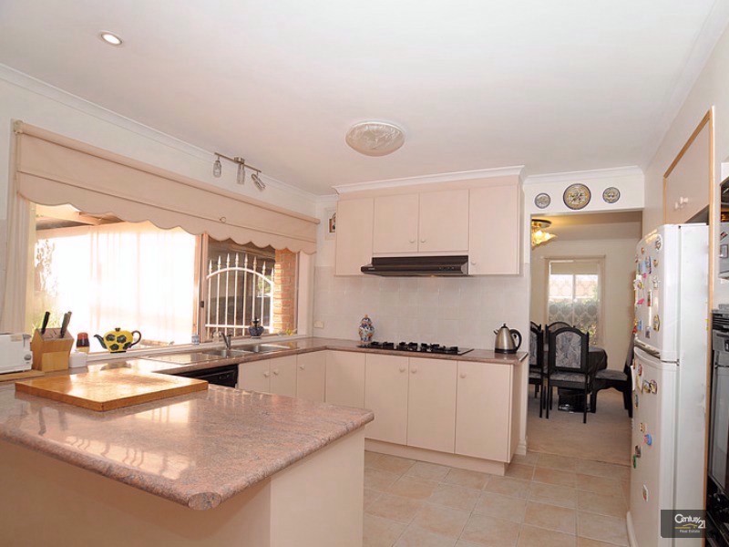 41 Dealing Drive, Oakleigh South VIC 3167