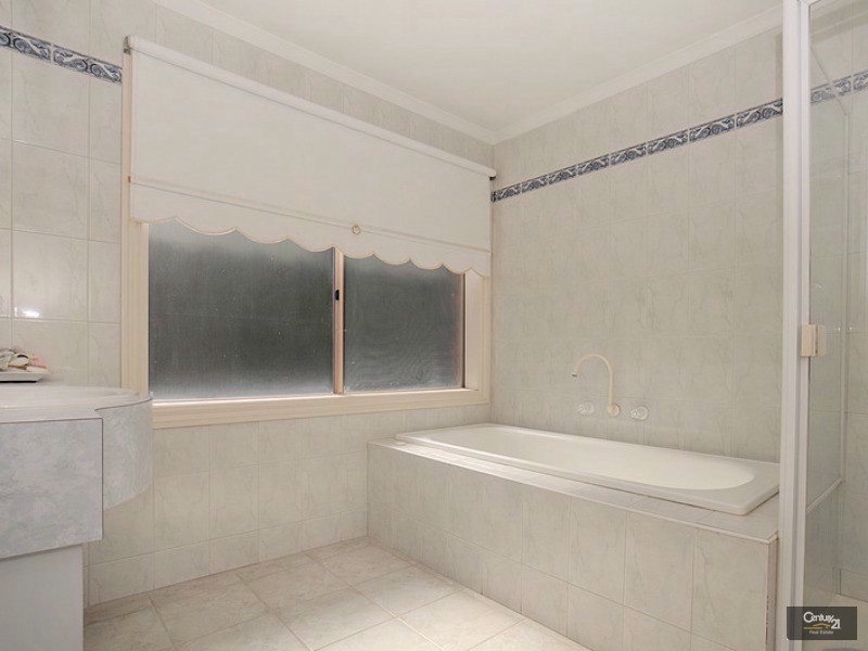 41 Dealing Drive, Oakleigh South VIC 3167