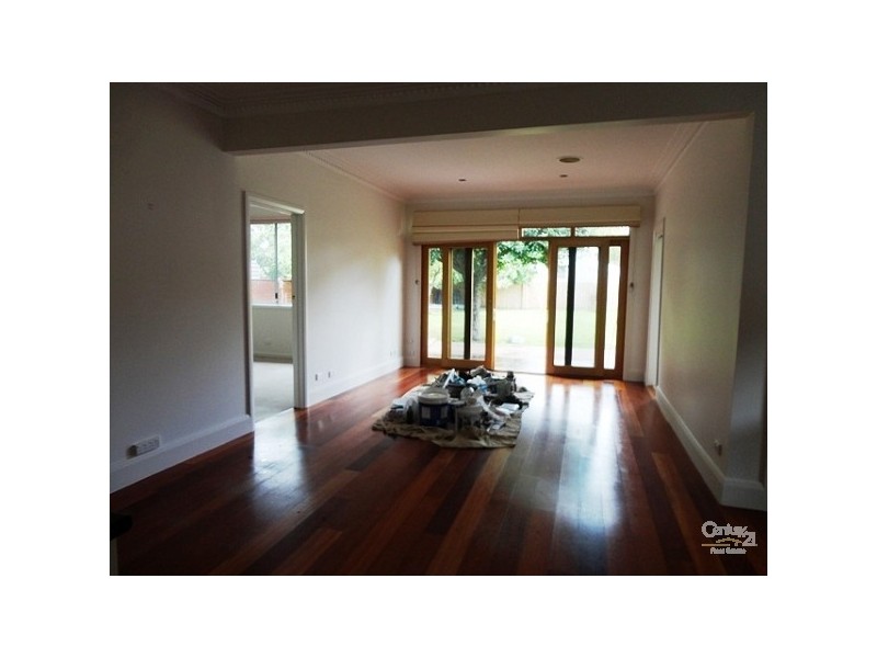 70 Carlisle Crescent, Oakleigh VIC 3166