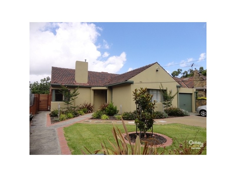 70 Carlisle Crescent, Hughesdale VIC 3166