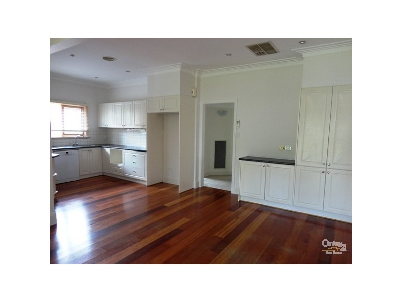 70 Carlisle Crescent, Hughesdale VIC 3166