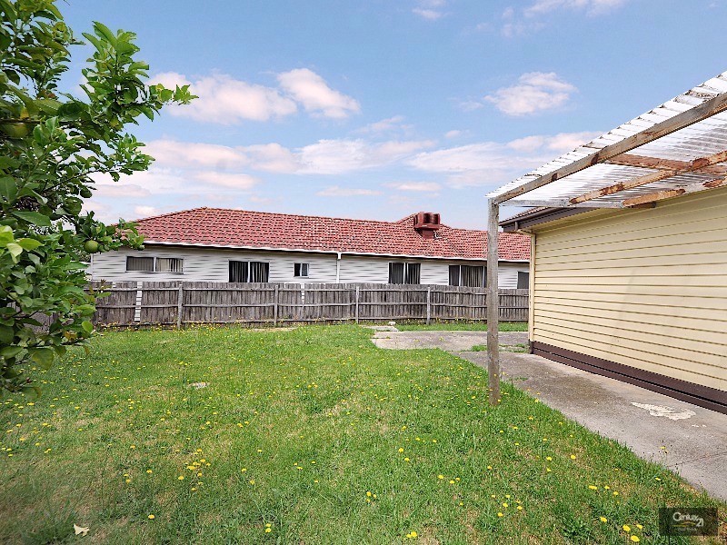 10 Clarinda Road, Clarinda VIC 3169