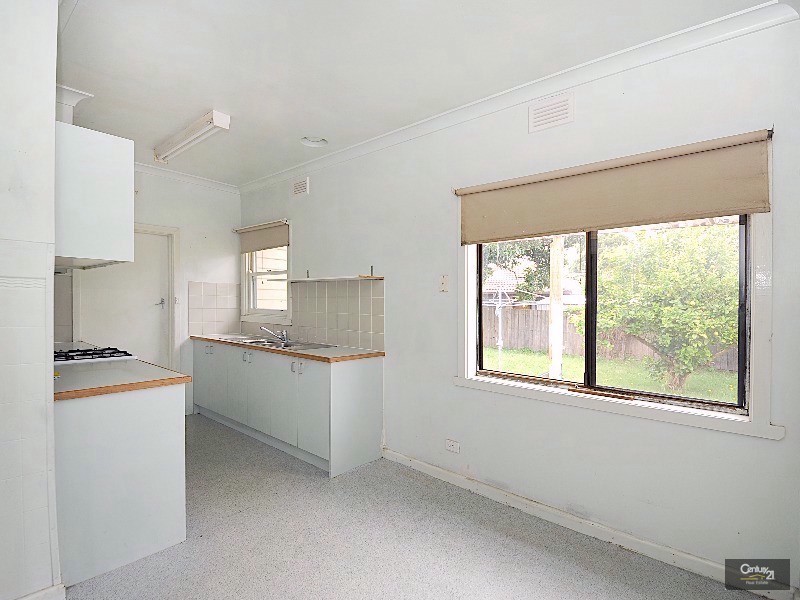 10 Clarinda Road, Clarinda VIC 3169