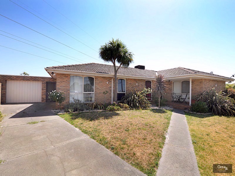 4 Shannon Court, Clarinda VIC 3169