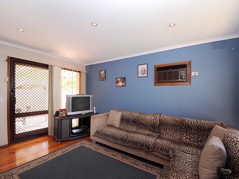 4 Shannon Court, Clarinda VIC 3169