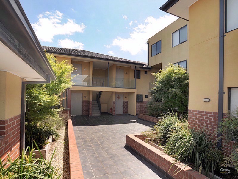 3/8-10 Browns Road, Clayton VIC 3168