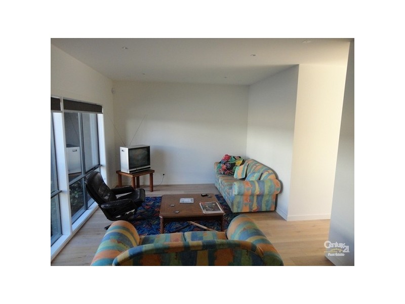 4/3-5 Springs Road, Clayton VIC 3168