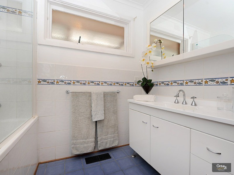 11 Bellevue Court, Mulgrave VIC 3170