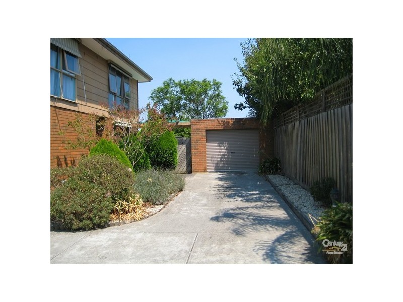 4/1176 Centre Road, Clayton South VIC 3169