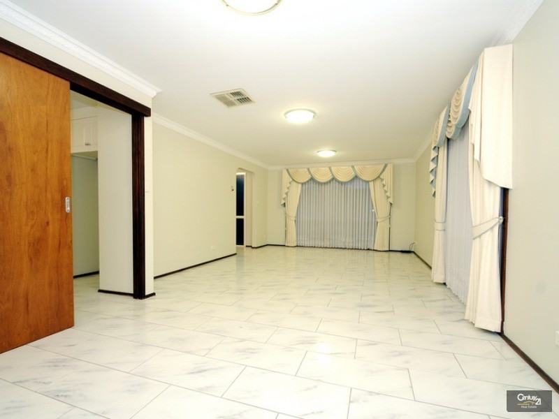 54 Hunt Crescent, Clarinda VIC 3169