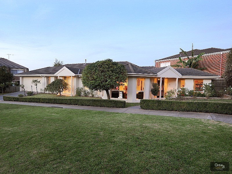 1 Westminster Close, Blackburn South VIC 3130