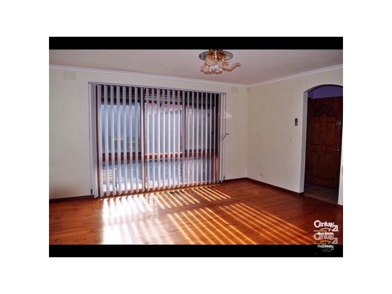 100 Clarinda Road, Clarinda VIC 3169
