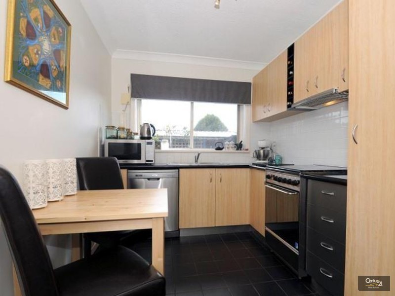 3/5 Burns Avenue, Clayton South VIC 3169