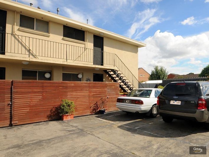 3/5 Burns Avenue, Clayton South VIC 3169