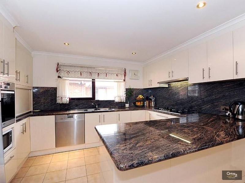 10 Bradley Court, Clarinda VIC 3169