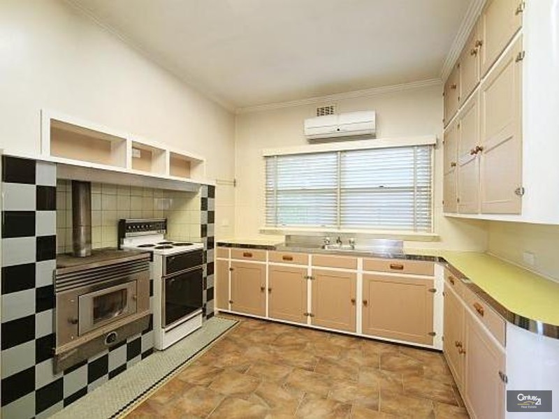 34-36 Inverness Street, Clayton South VIC 3169