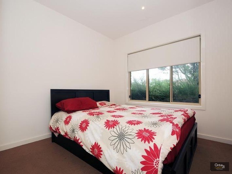 1/2 Prince Charles Street, Clayton VIC 3168