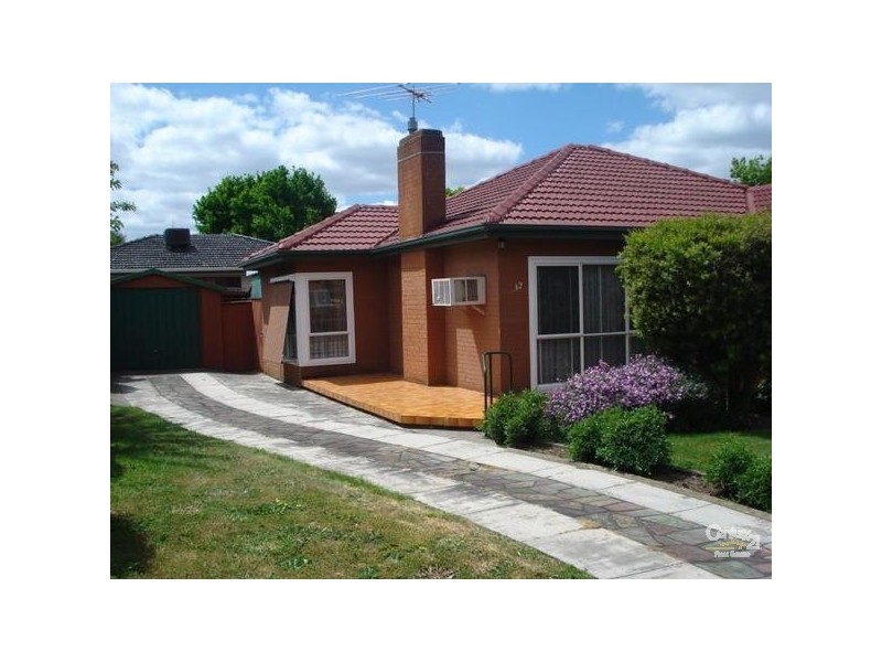 32 Arunta Crescent, Clarinda VIC 3169