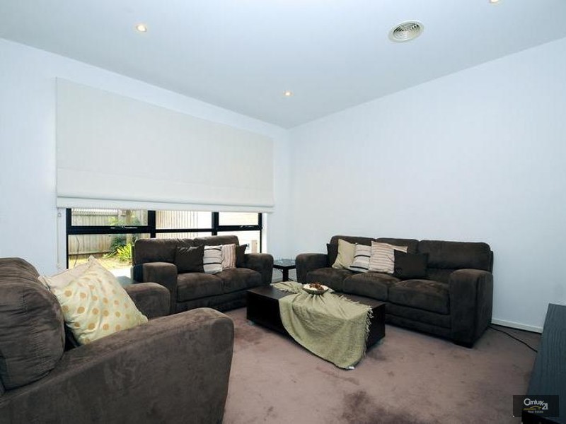 5 Botanic Drive, Clayton South VIC 3169