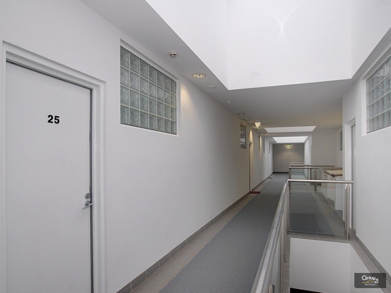 25/3 Rusden Place, Clayton VIC 3168