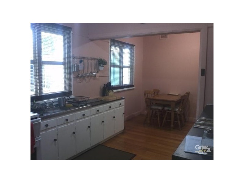 15 Wallace Avenue, Oakleigh South VIC 3167