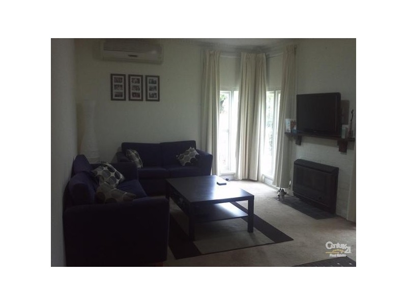 15 Wallace Avenue, Oakleigh South VIC 3167