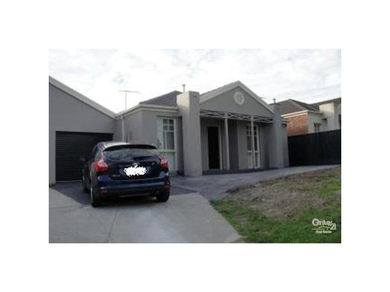17 The Quadrangle, Glen Waverley VIC 3150