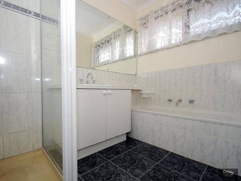 12 Rosewall Place, Clarinda VIC 3169