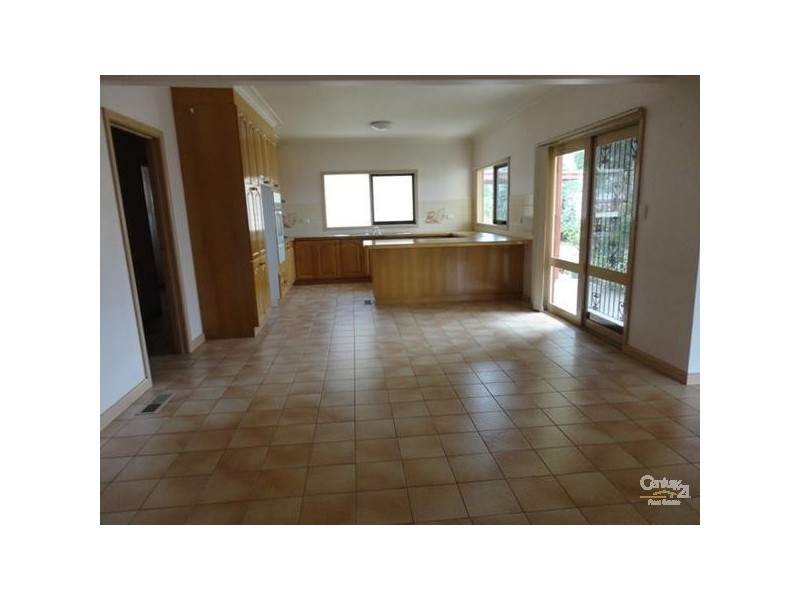 51 Harlington Street, Clayton VIC 3168